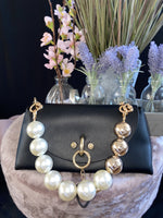 Pearl mini bag with chain